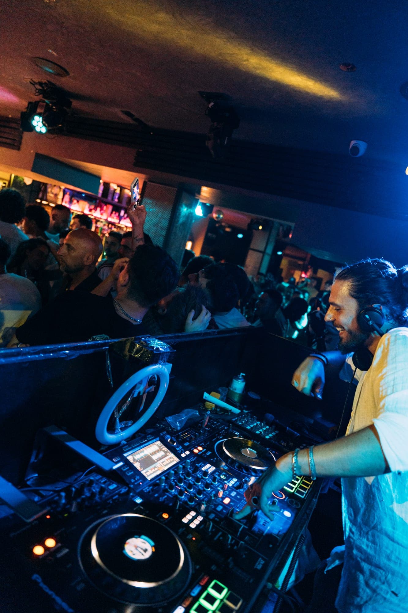Petro Dj live at the decks